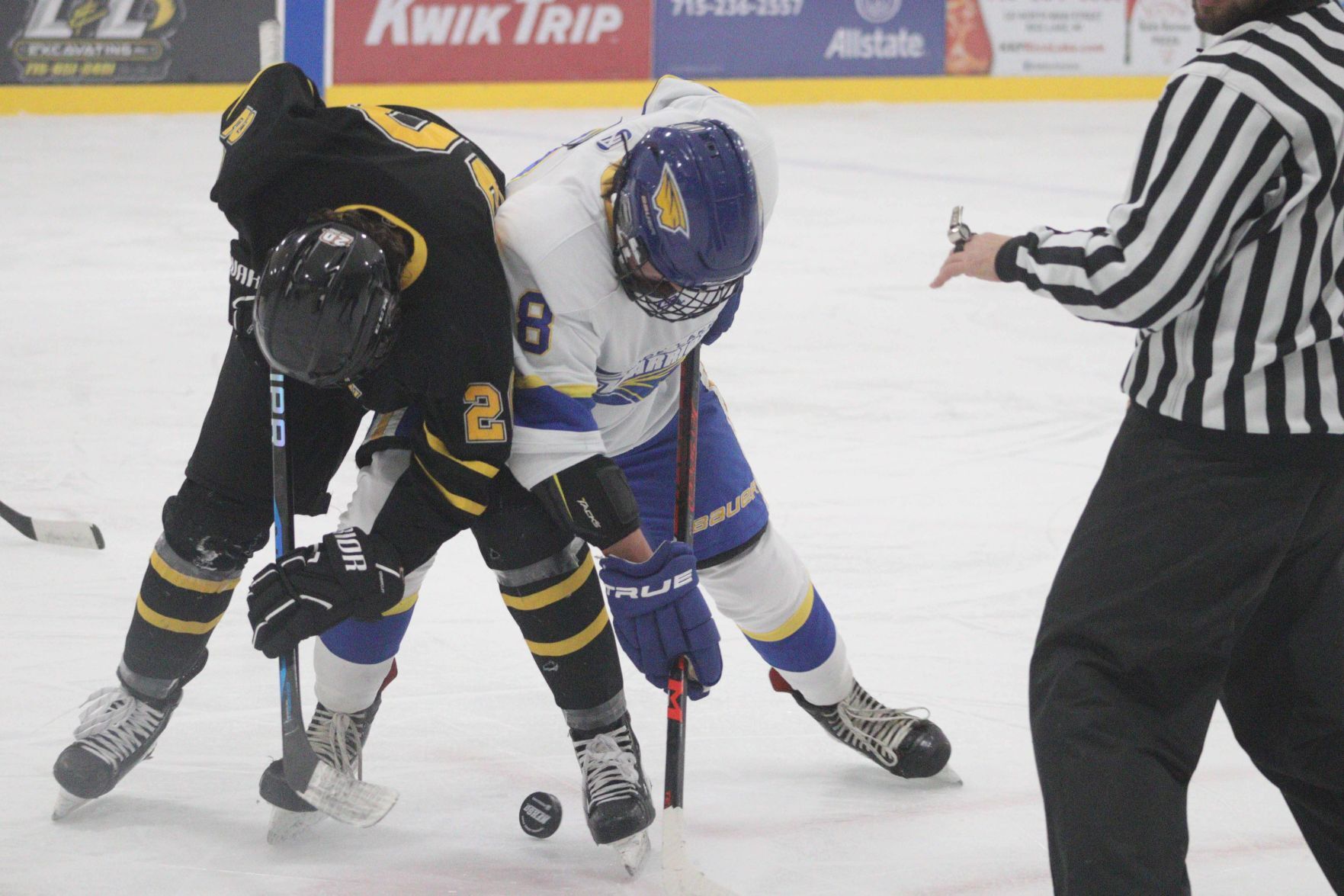Rice Lake boys hockey vs. Hayward 12-17-22